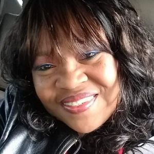 Meet your Posher, Pamela y